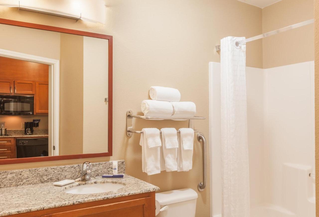 Hotel Candlewood I-10 East By Ihg