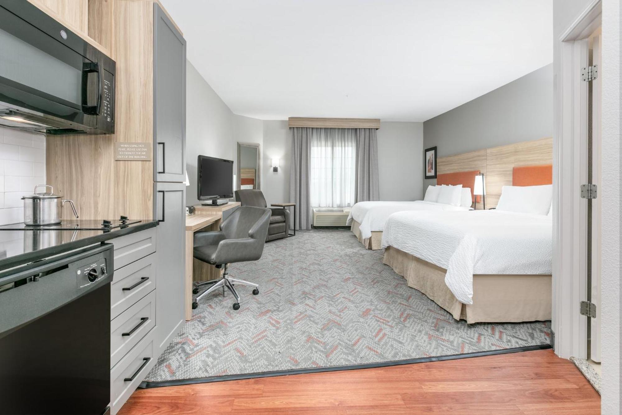 Hotel Candlewood I-10 East By Ihg